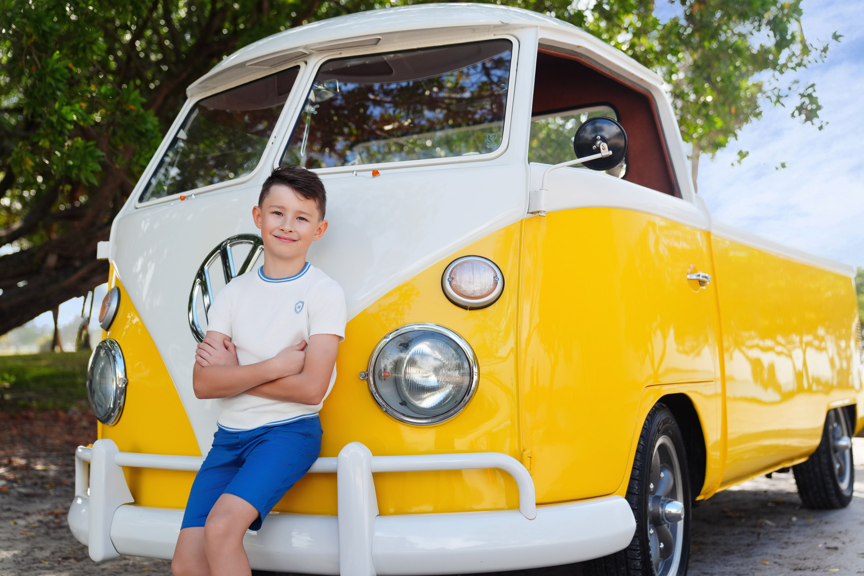 Fort Myers wedding bus thumbnail 14