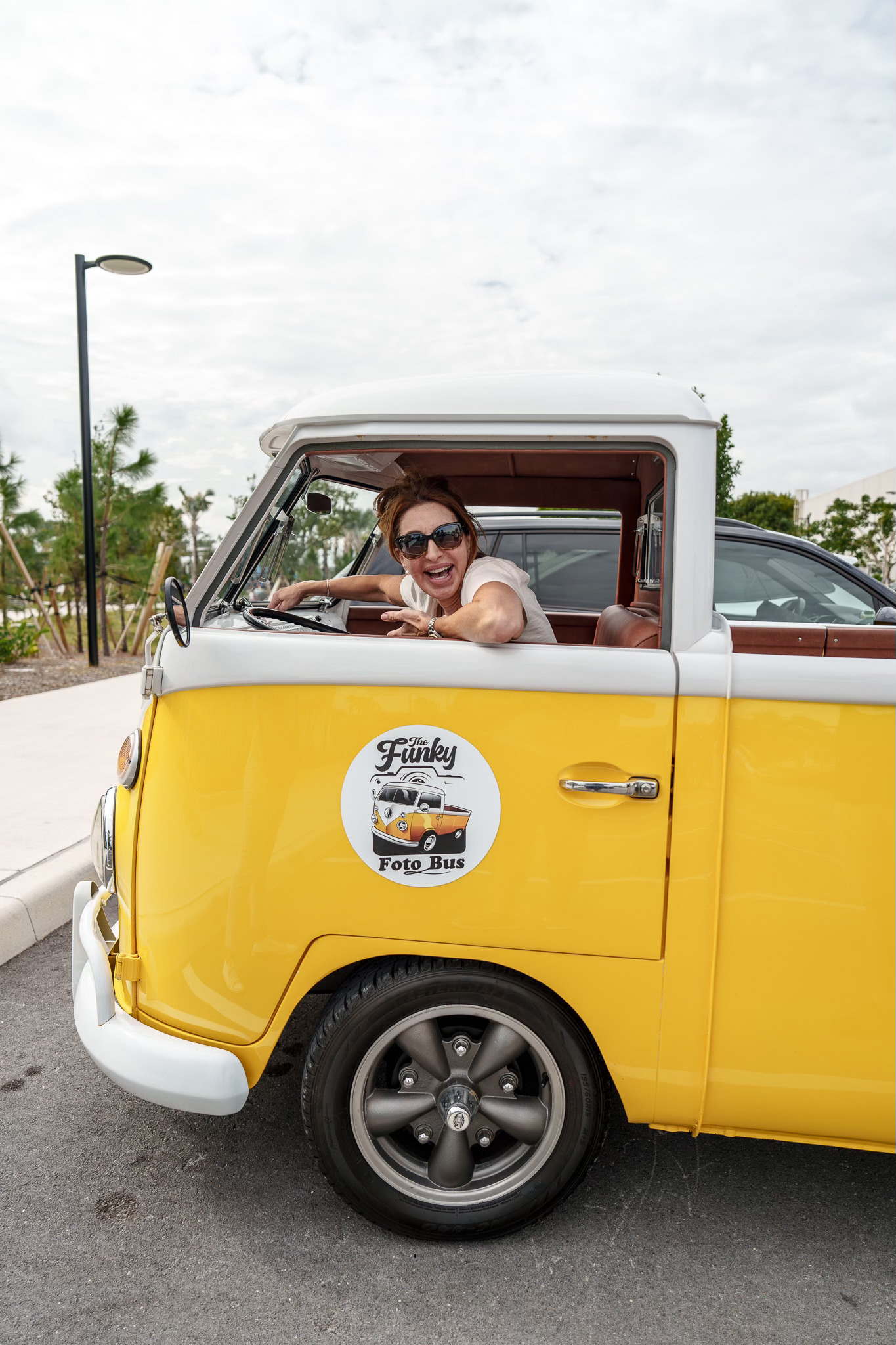 Vintage event vehicle thumbnail 18