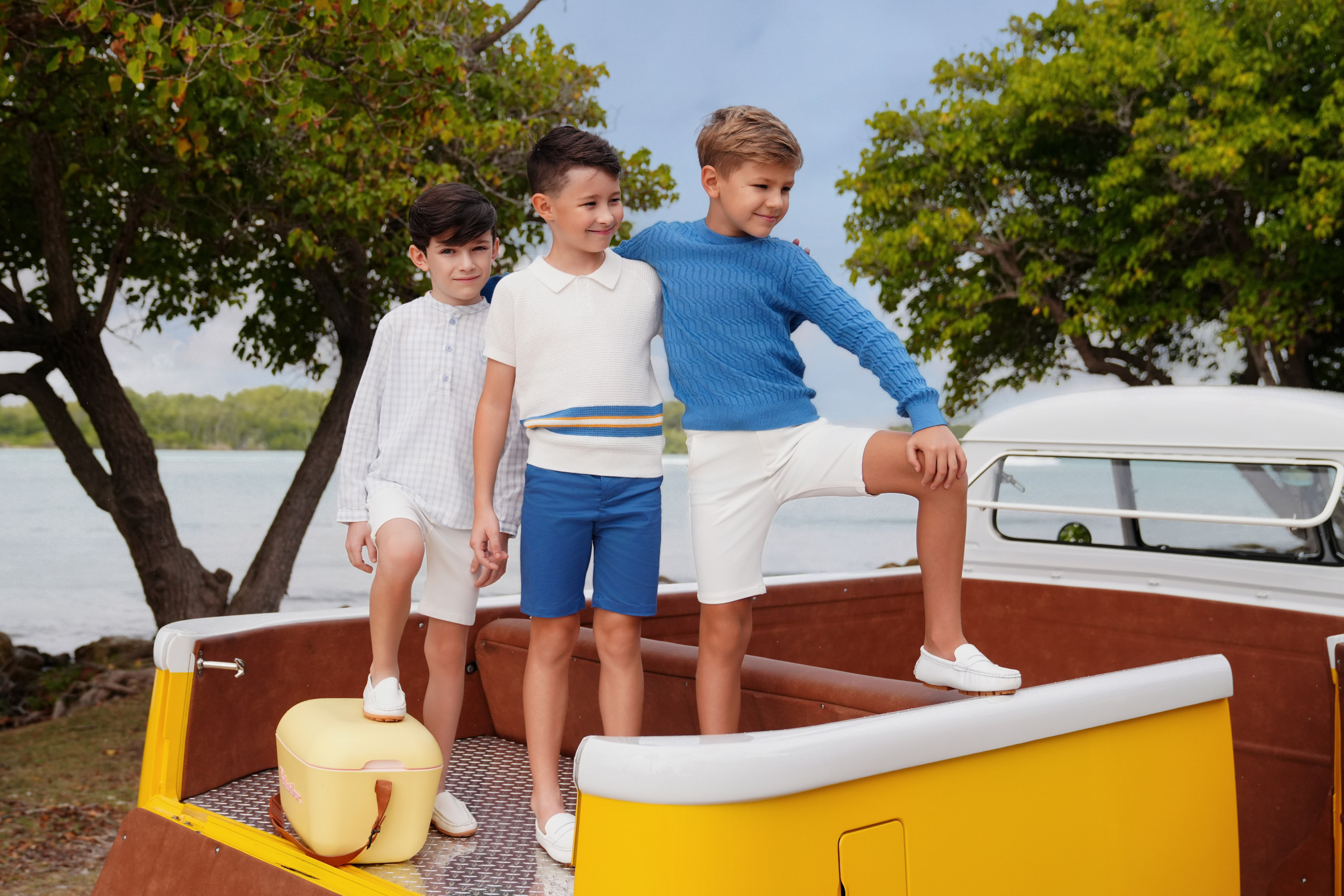 Wedding bus rental thumbnail 7