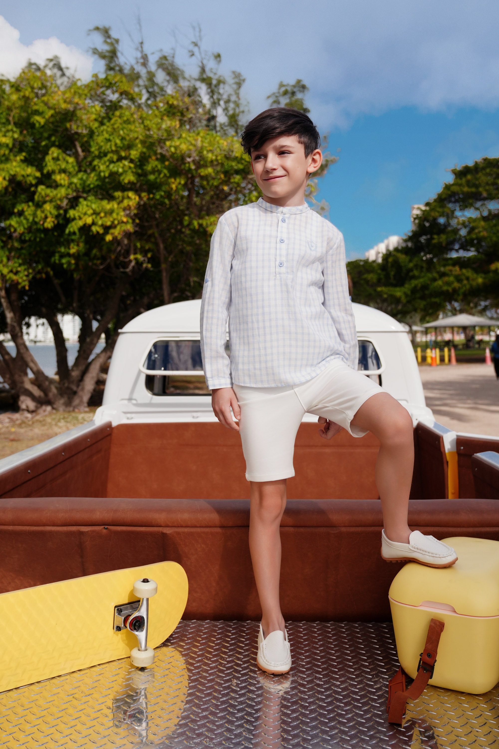 Flower truck display thumbnail 8